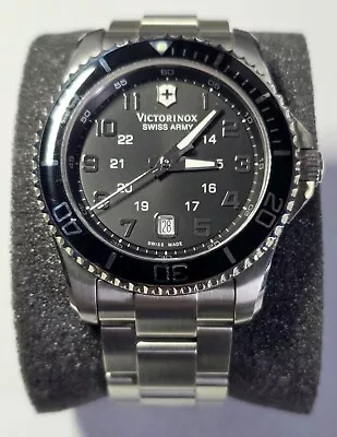 Victorinox Swiss Army Maverick GS Black Dial Stainless Steel 241436 WATCH • $169