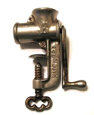 Antique Cast Iron Miniature Meat Grinder Salesman Sample Child Toy AC AG USA! • $24.97