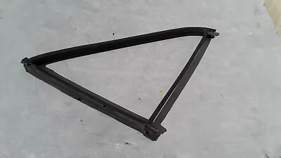 1977 - 1985 Mercedes W123 Sedan Door Quarter Glass Seal Rubber Rear Right OEM • $25