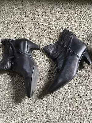 Fornarina Women’s Booties Ankle Boots Black Soft Leather Size 39 • $39.99