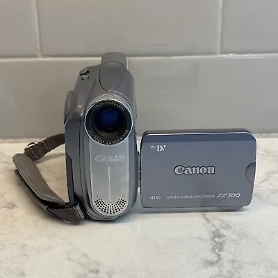 Canon ZR500 Mini DV Camcorder TESTED WORKING With OEM Canon Battery No Charger • $55