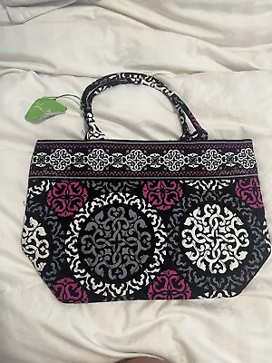 NWT VERA BRADLEY Holiday Tote CANTERBERRY MAGENTA  Retired NWT • $59.99