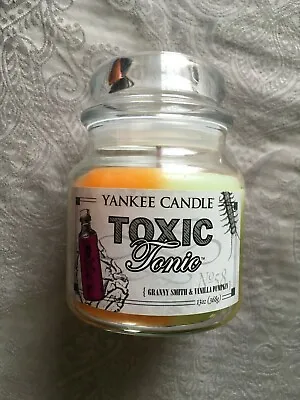 Yankee Candle Medium Swirl  Toxic Tonic  Granny Smith & Vanilla Pumpkin 2012 Usa • £64.99