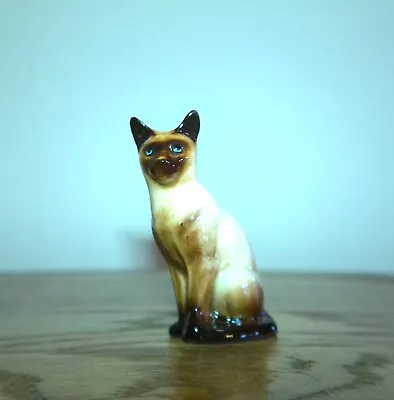 Vintage Hagen Renaker Siamese Cat Seated Model No. A-260 Issued 1955 - 1974 • $13.99