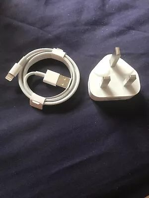 Apple IPhone Genuine/Official Mains Charger & USB/Lightning Cable - New/Unused • £11.50