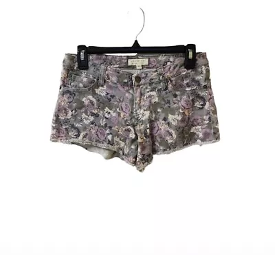 I Love H81 Grey Purple Floral Jean Shorts Size 25 Low Rise Raw Fringe Hem • $12.99