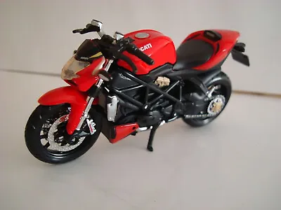 Ducati Streetfighter S Red - Maisto 1:18 • $14.66