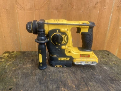 £60 • Buy Dewalt DCH253 18 VOLT SDS Hammer Drill FAULTY PARTS OR REPAIR
