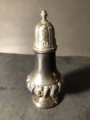 Vintage Silver Plate Salt/Pepper Shaker W.B. Mfg. Co. 3852 Qty Of 1 • $17