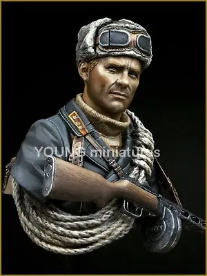 Young Miniatures - Soviet Mountaineer Officer 1942  - 1/10th Resin Bust - YM1827 • £40