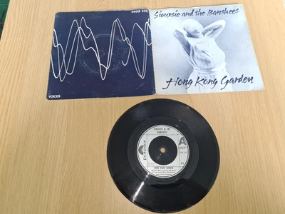 £29.99 • Buy Siouxsie And The Banshees. Hong Kong Garden.7 . Gatefold Sleeve.Punk.
