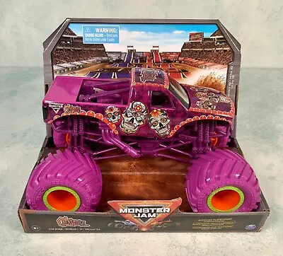 Monster Jam Calavera Pink Truck 1:24 Scale Truck Series 19 True Metal Spinmaster • £22.95