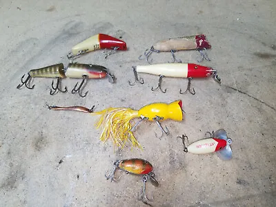 Lot Of 8 Vintage Lures Heddon C.C.B. ShakeSpear Miller And More • $29.99