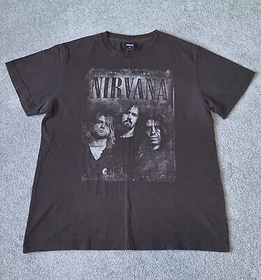 Nirvana T-Shirt Short Sleeve Graphic Tee Size Medium Grey Kurt Cobain Faded  • $19.99