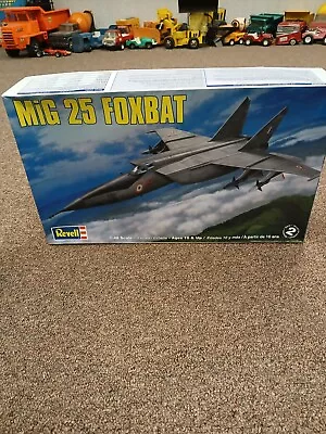  Revell 85-5860 Mig 25 Foxbat Model Airplane Kit 1:48 Scale Open But Sealed  • $29.99