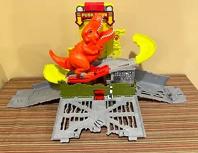 Mattel Matchbox Adventure Links Dino Breakout Toy Car Pop Up Playset Dinosaur • $19