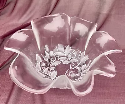 Vintage Mikasa Rosella Pink Ruffled Bowl With Flowers • $10.50