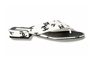 Chanel 22M White Black Printed Lambskin CC Logo Thong Flat Flip Flop Sandal 40 • £1876.11