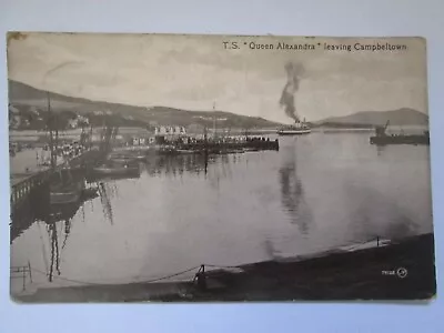 The T.S. Queen Alexandra Leaving Campbeltown Vintage Postcard K33 • £3.99