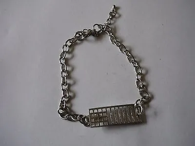 £9.99 • Buy Mackintosh Chair Back From Fine English Pewter On A Anklet / Bracelet Codew19