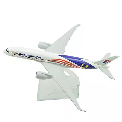 1/400 A350 Malaysia Airlines Airplane Model 16cm Alloy Civil Airliner Display • £15.42