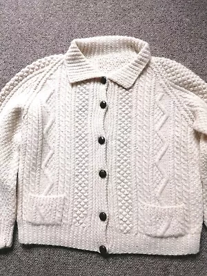 Aran 100% Wool Cardigan Size Large Hand Knit P2P 23  • £0.99