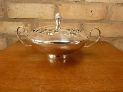 £24.99 • Buy Nice Vintage Plato Silver Plated 7 1/2  Serving  Bowl With Cover