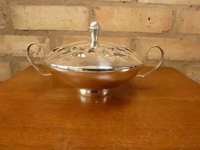 £24.99 • Buy Nice Vintage Plato Silver Plated 7 1/2  Serving  Bowl With Cover