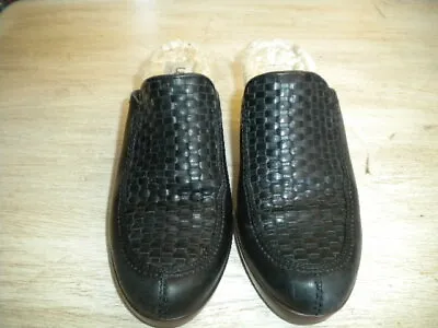 £35.03 • Buy Ladies Ugg Black Clogs With Heels 7.5 M (EU38.5)
