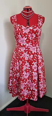 Beautiful Review Floral Pinup Style Dress. Size 16. Pockets • $55