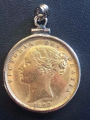 1853 Great Britain Queen Victoria 22kt Gold Sovereign Raised WW In Gold Bezel • $1000