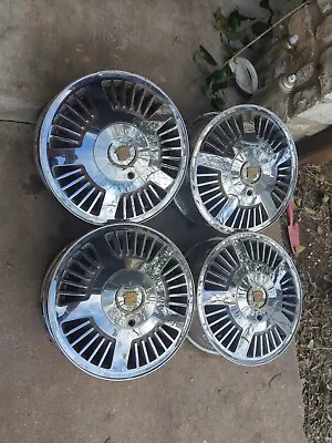 CADILLAC DEVILLE 1996-1999 WHEELS 15 INCH Chrome VINTAGE  • $600