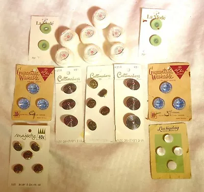 Vintage Lot Of Star Tatting Thread La Mode Luckyday Le Chic Costumaker Buttons • $15