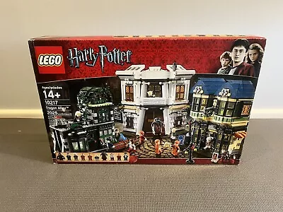 LEGO Harry Potter: Diagon Alley (10217) • $730