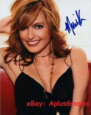 MARISKA HARGITAY... Drop Dead Gorgeous (SVU) SIGNED • $125