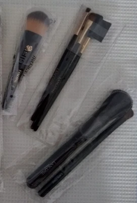 £21 • Buy Brand New Lancome Makeup Brushes + Brush Sets - Foundation / Blusher / Powder