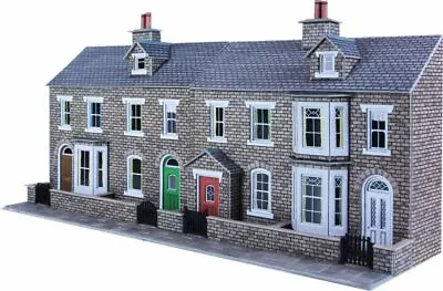 PO275 Metcalfe OO/HO Scale Model Railway Low Relief Stone Terraced House Fronts • £14.99