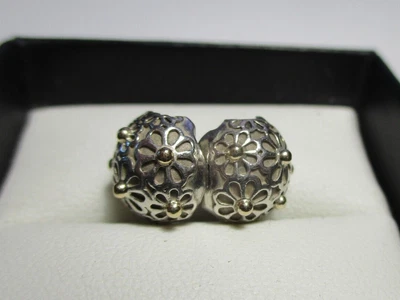 $70 • Buy PANDORA - Two Tone Lazy Daisy Clip / Silver & 14k Gold Flower Charm - 7901014