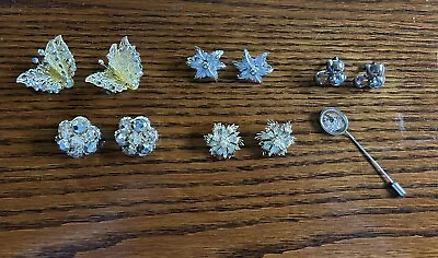 Lot Of 5 Pair Vintage Clip On Earrings • $8