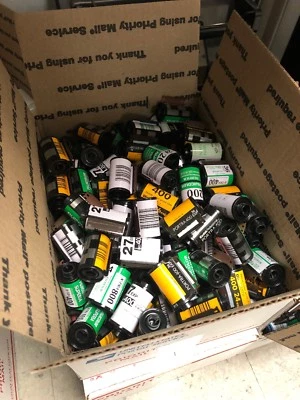 $19.95 • Buy 35mm Empty Film Canisters Analog Bulk Load Rolls 200 Pcs Kodak Fuji Lomo Ilford
