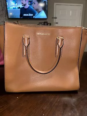 Michael Kors Handbag Used • $50