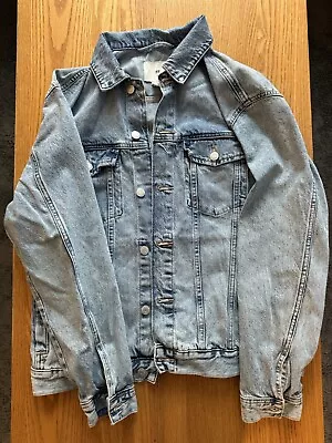 Mens H&M Denim Jean Jacket Light Wash Button Up Men's Size Medium • $22.99