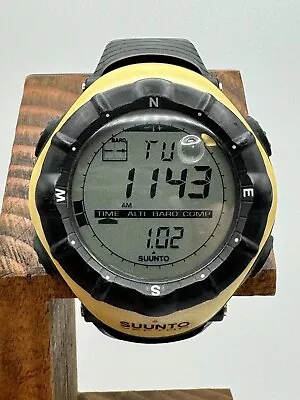 Suunto Vector Yellow Watch Altimeter Barometer Compass New Battery • $47.99