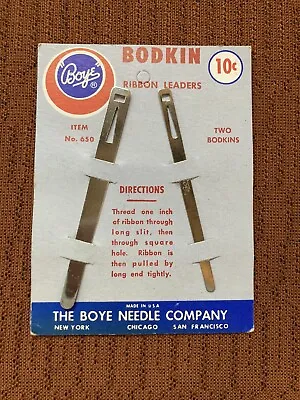 2 Boye Bodkins  Ribbon Leaders/Drawstring Threader Sewing Craft Needles Vintage • $7.99