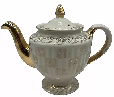 Vintage Hall Teapot White With Gold Trim Los Angeles Style Tea Pot - 6 Cup 1950s • $44.95