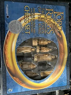 £50 • Buy Lord Of The Rings: The Fellowship Of The Ring Pewter And Bronze Effect Chess Set
