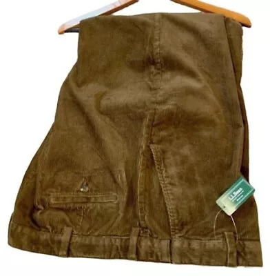 NEW W/tag Men's L.L.Bean Stretch Country Corduroy 42 Classic Fit Plain Front • $39.99