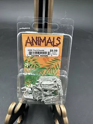 Animals Mega Miniatures 4006 Fox & Hounds Metal Miniatures • $15