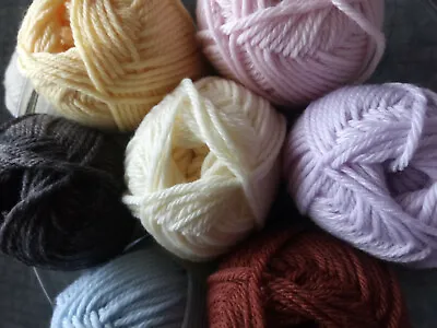 Patons' Dreamtime 8 Ply 100% Merino Baby Yarn Pure NEW Wool . We Combine Postage • $7.50