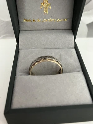 £20 • Buy A Pretty Eternity Style Ring Made Of Two Bands Of 9 Ct Gold And One Silver